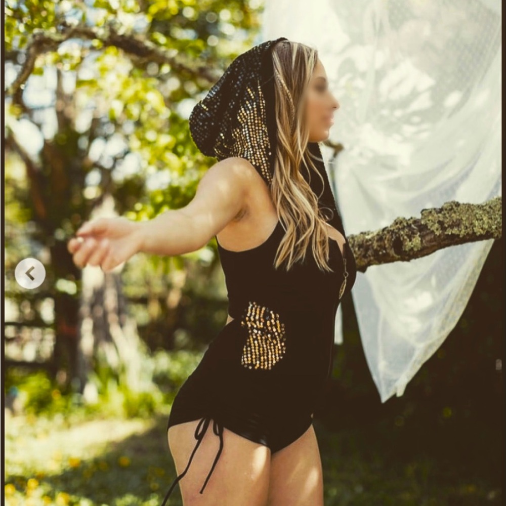 Noralina Freedom Gold Sequin Romper size M